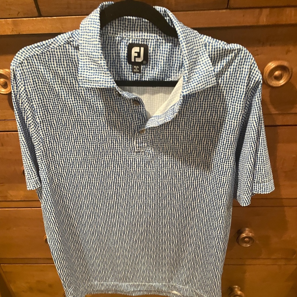 Footjoy men’s performance golf shirt size small